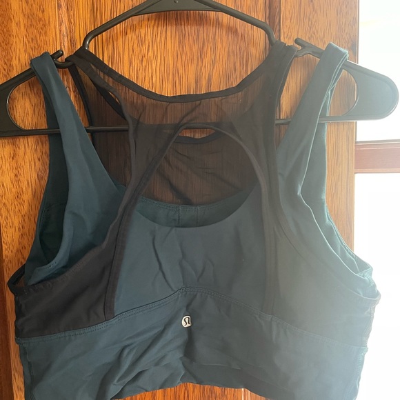 LULUEMON BRA TOP WITH MESH SIZE 10 - Picture 1 of 3